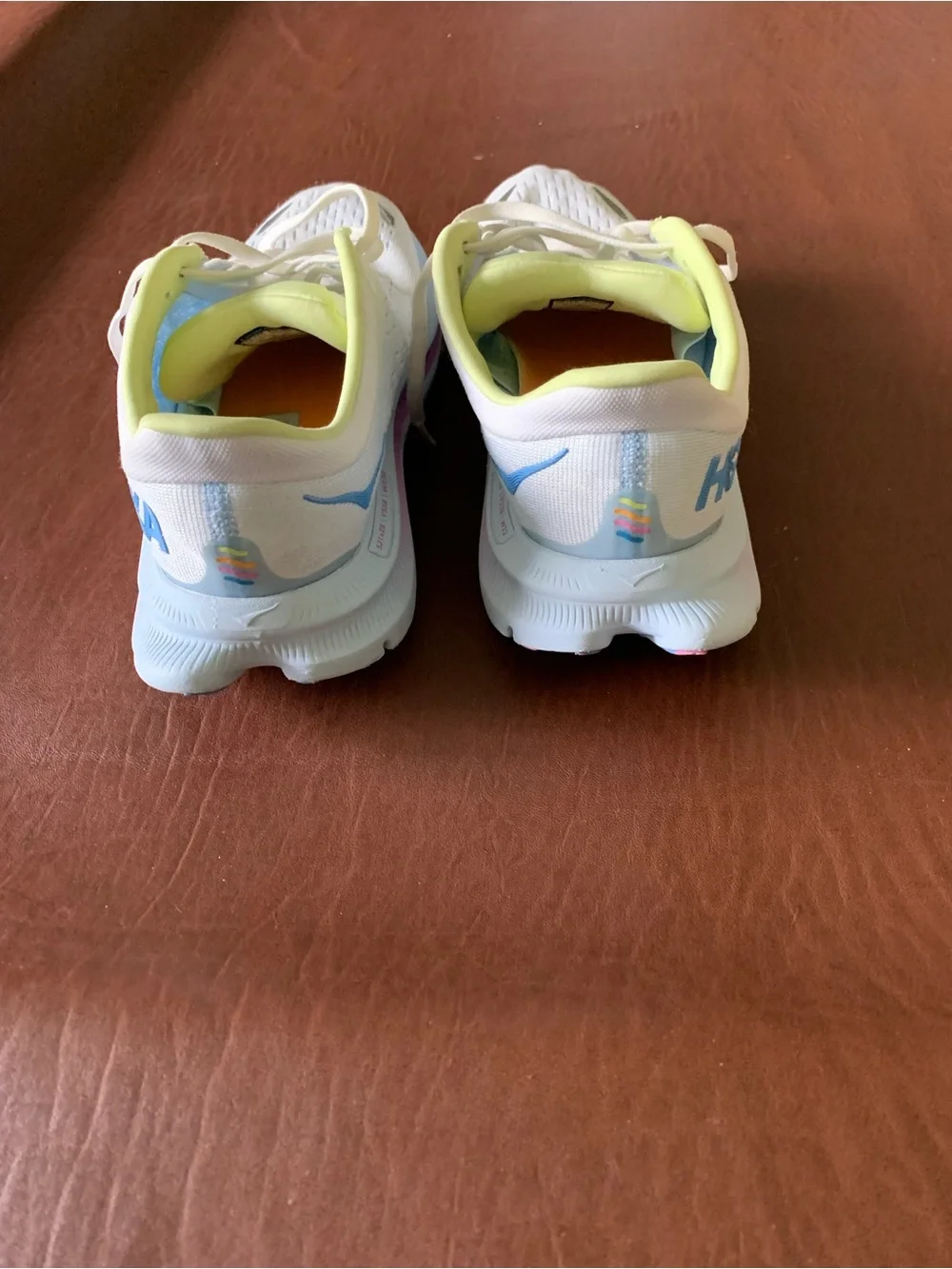 HOKA Women's Kawana Shoes Size 7 - Picture 3 of 7
